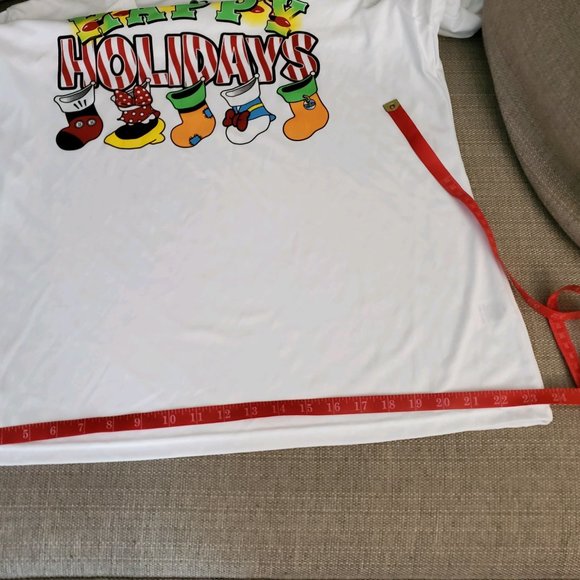 Disney Happy Holidays Long Sleeve White T-Shirt NWOT - Picture 6 of 9